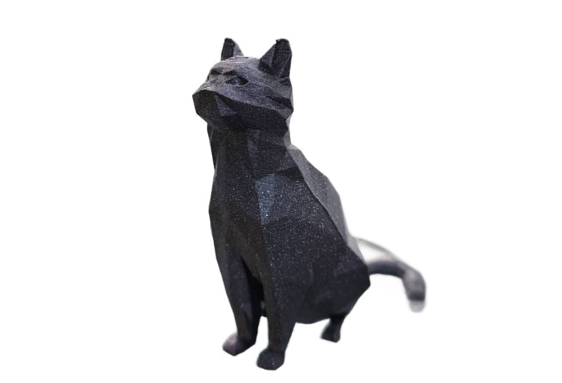 Figurka Kota Low-Poly – Nowoczesna Dekoracja do Domu Styl Geometryczny - 20 cm