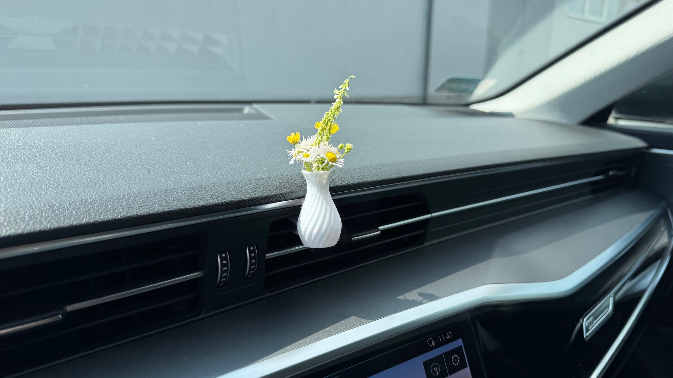 Mini Wazon Do Kratki Wentylacyjnej – Stylowy Akcent do Twojego Samochodu 2 - obrazek 3