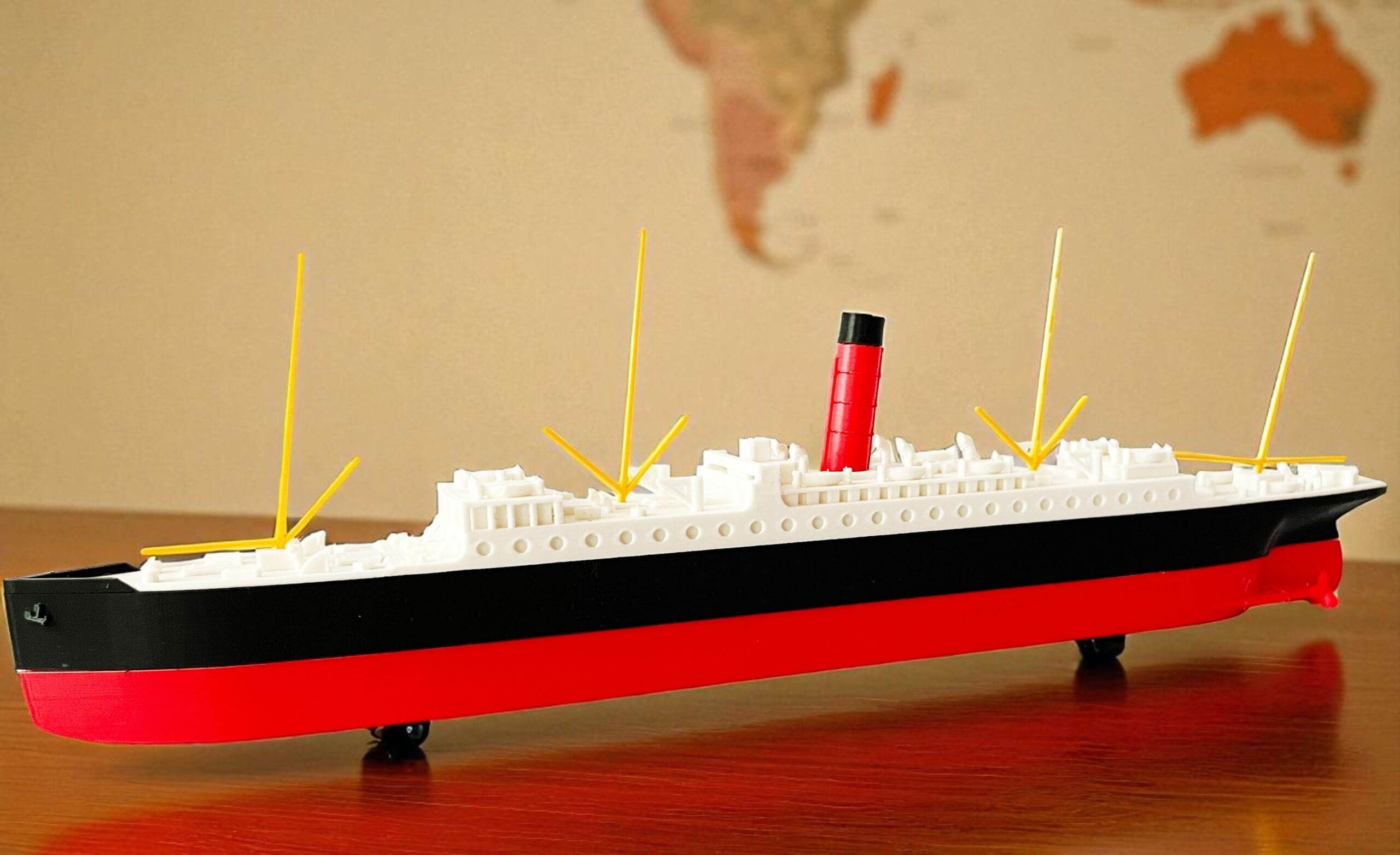 RMS Carpathia 33 cm - Model Kolekcjonerski 3D ! (Skala 1:1000) - obrazek 4